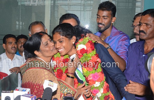 MR Poovamma gets grand welcome in Mangalore